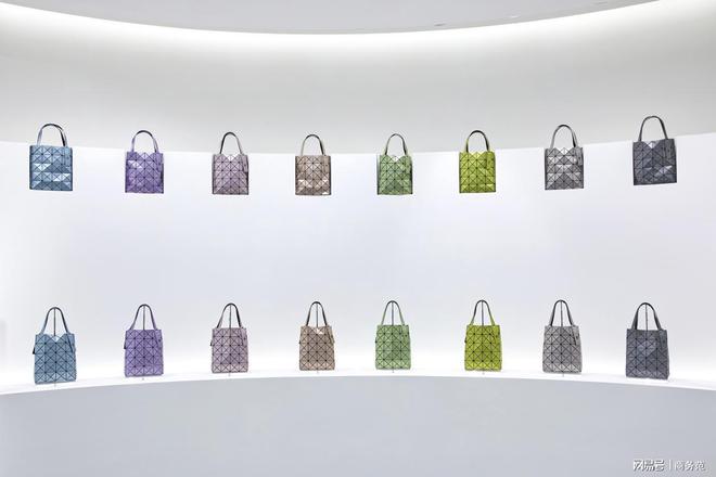 AKE三里屯太古里限时活动--“VOICE”AG旗舰厅BAO BAO ISSEY MIY(图5)