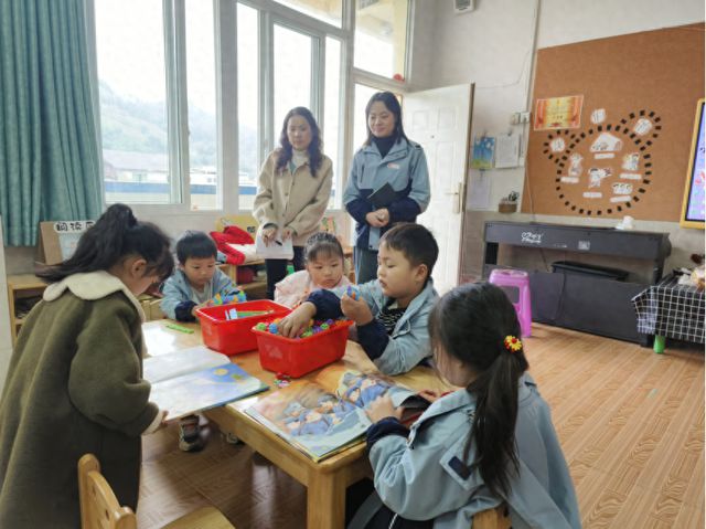 县师培中心2024年秋期第一次业务指导AG旗舰厅首页红桥镇中心幼儿园迎接江安(图3)