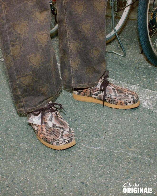 出圈！Rihanna、NewJeans联名款释出AG旗舰厅网站首页Lisa、王嘉尔加持LV潮鞋(图9)